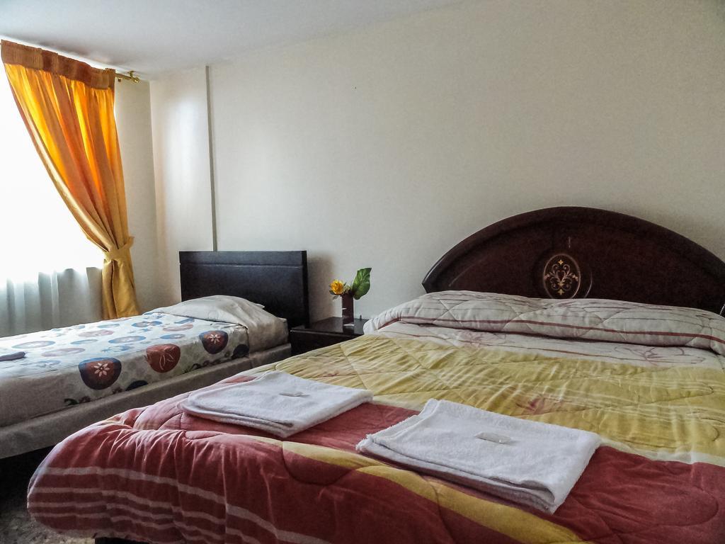 Hostal La Rosa Otavalo Exterior photo